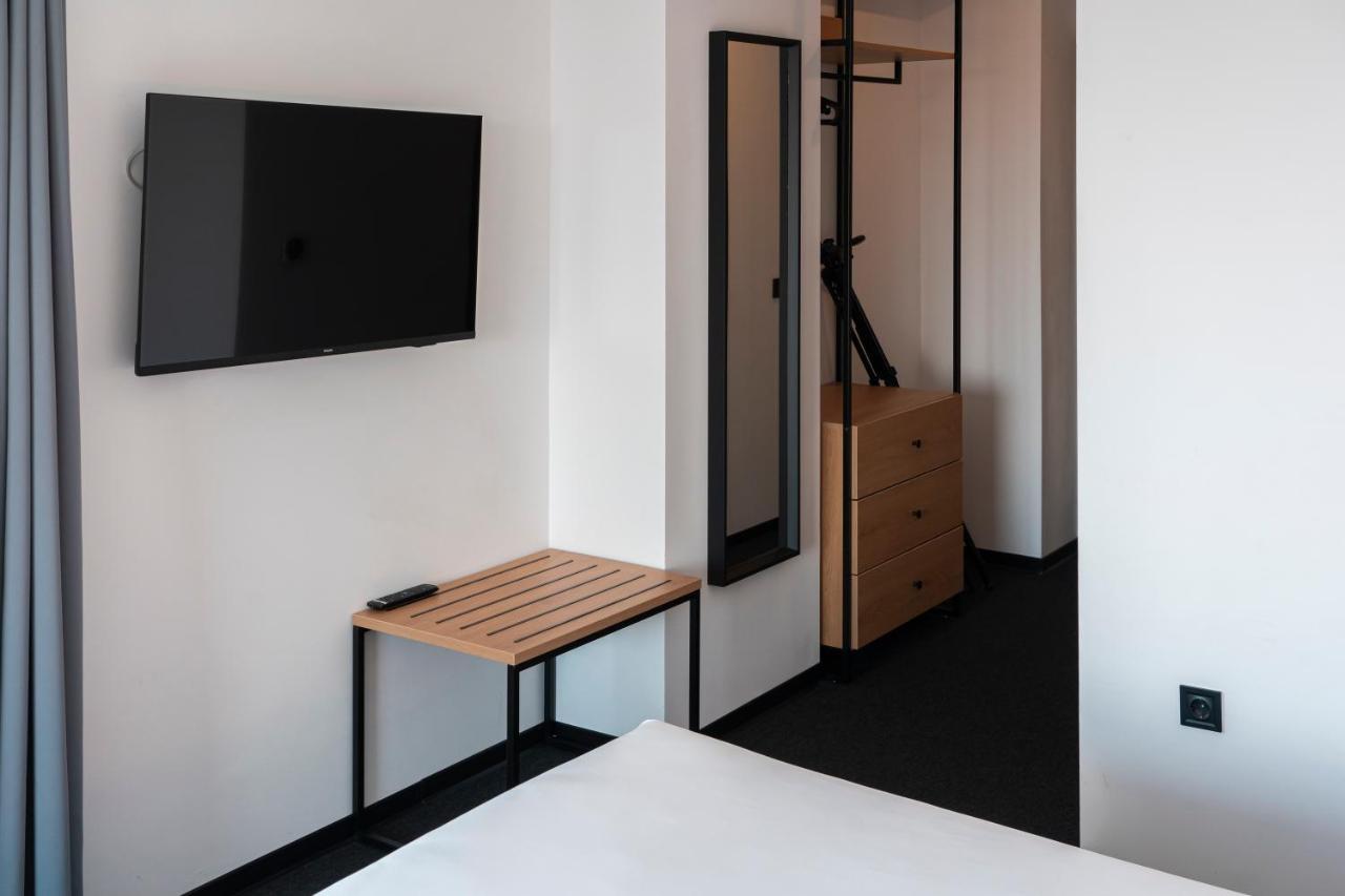 Hotel Campus 90 - Free Parking