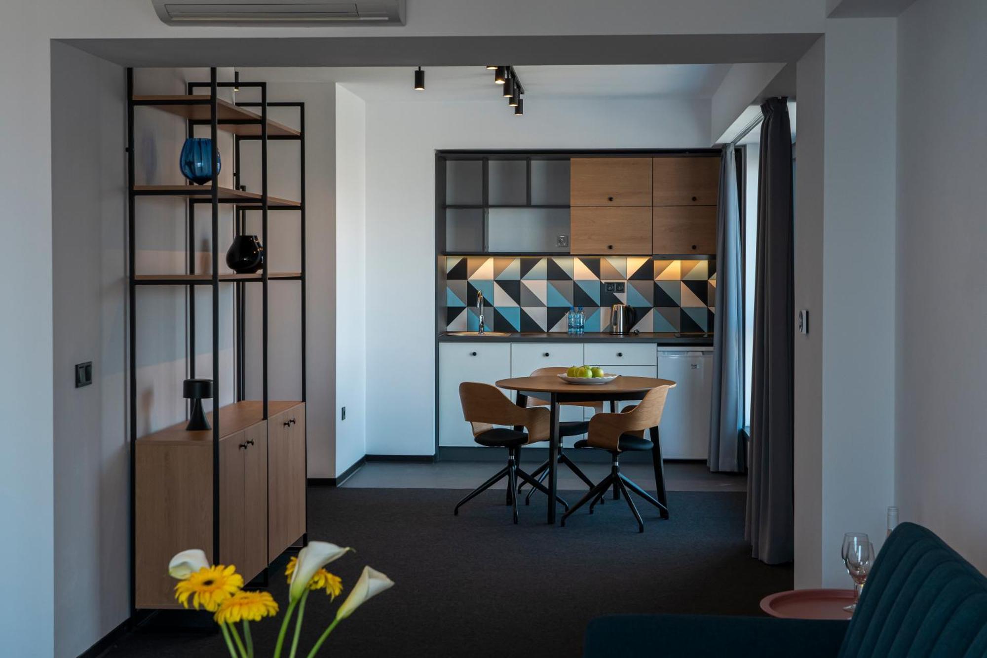 Hotel Campus 90 - Free Parking 3*